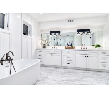 White Shaker